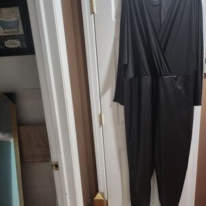 Nwt women pant jumpsuit patent bottom size 26/28
